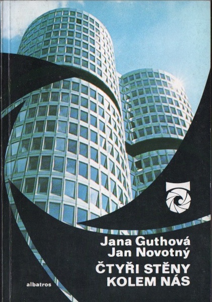 Čtyři stěny kolem nás